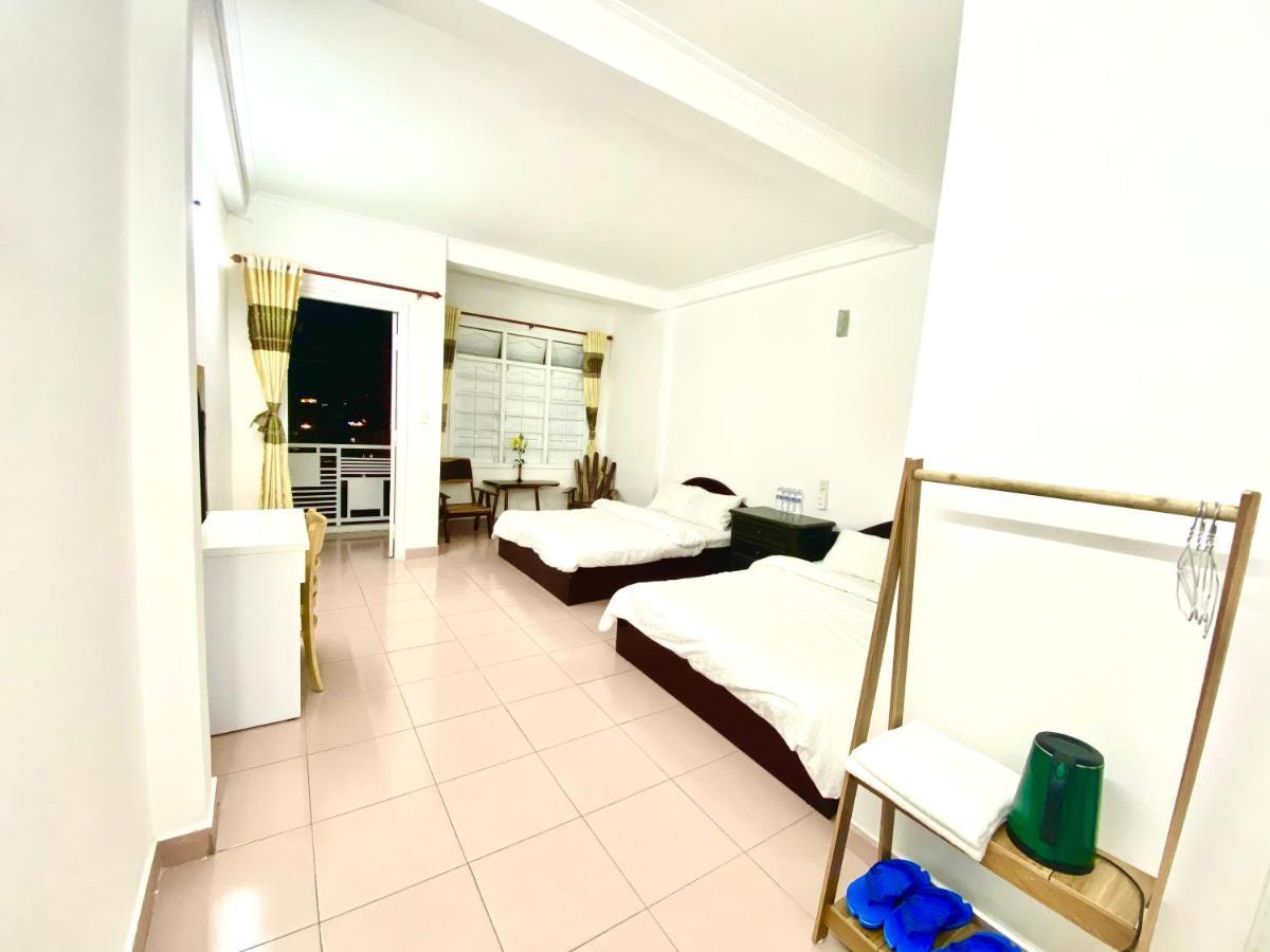 Valentine Hotel Dalat Bagian luar foto